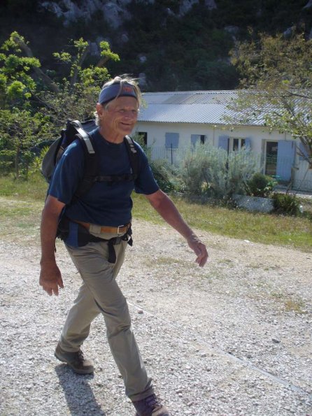 Arrivée à Port-Miou - Arrivé de Jean-Claude, jeune doyen et créateur de l'épreuve.